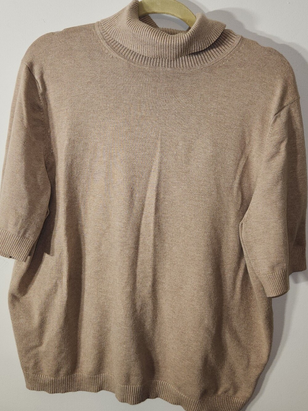 Lane Bryant Neutral Beige Turtleneck Short-Sleeve Sweater Super Soft. 22/24